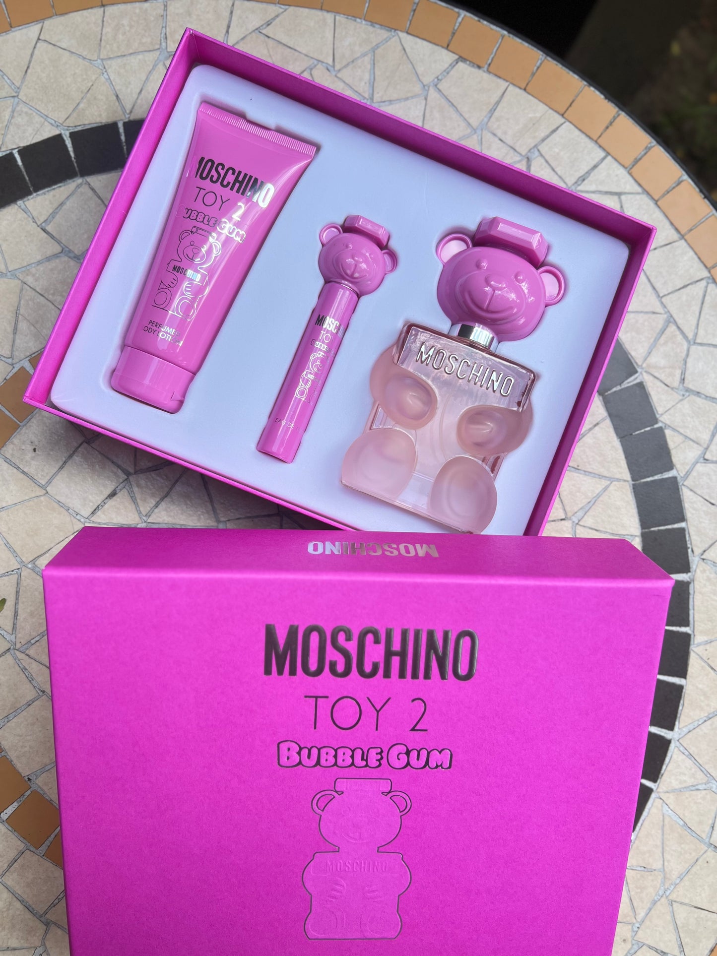 Moschino TOY 2 Set Bubblegum (Gift Set)